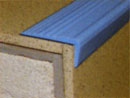 Угол узкий самоклеящийся из каучука, 14,4 м, голубой