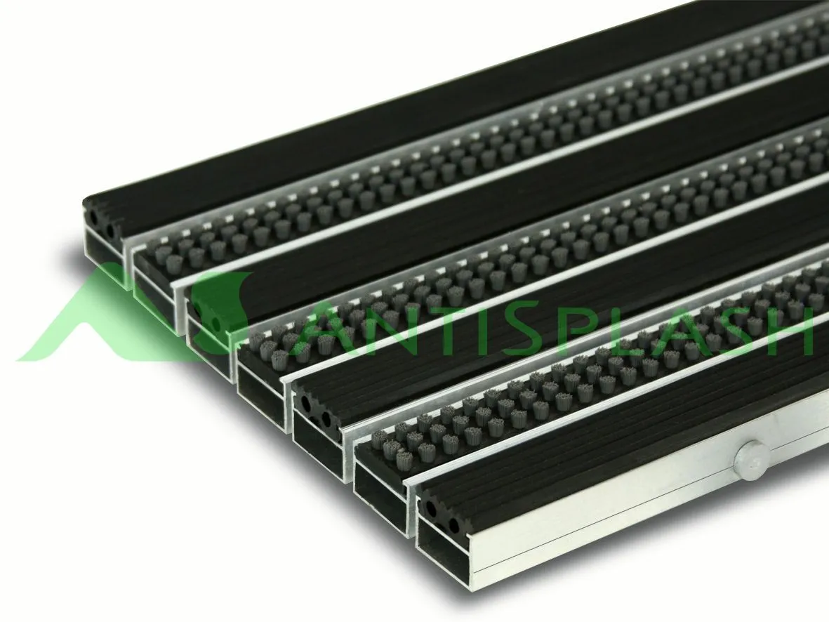 Решетки «Стрит - Лайт» (профиль 20x1 мм), щетка + резина