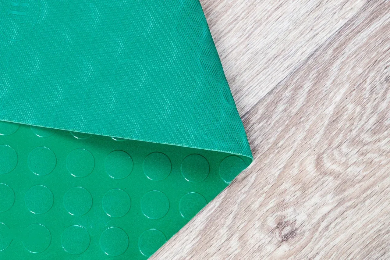 ПВХ «Монетка» 1,2x15 м зеленый