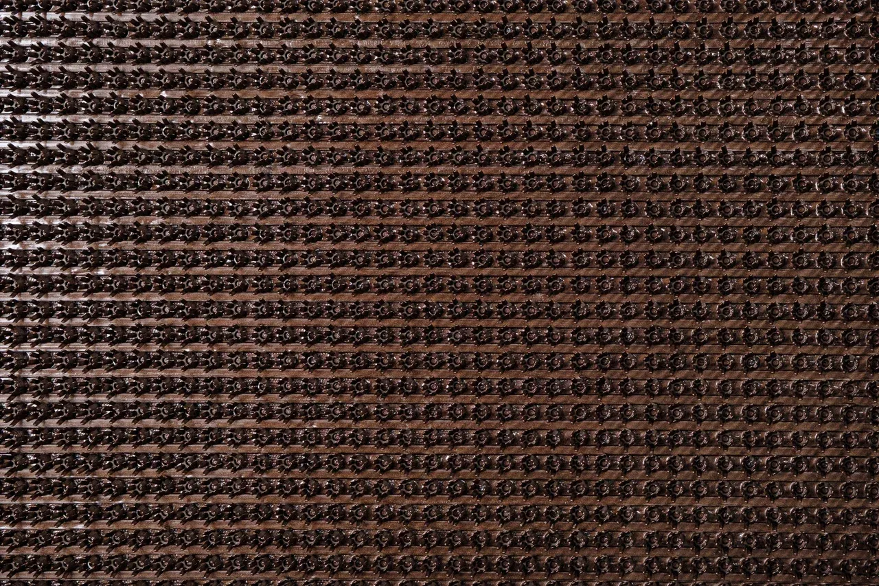 Балт Турф, 0,9х15 м, цвет Бронза (138)