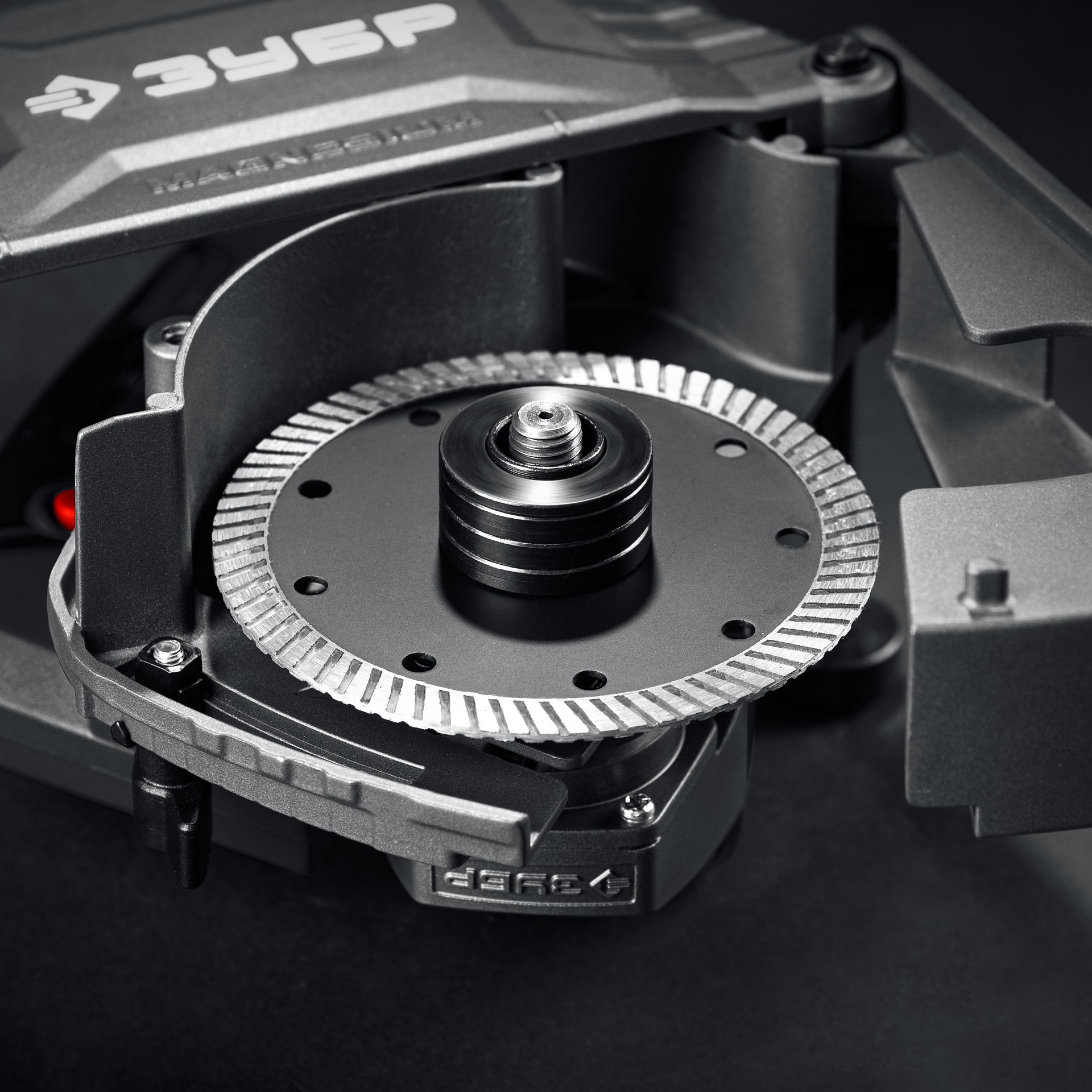 ЗУБР d 125 мм, 1200 Вт, 30 мм, штроборез (бороздодел) (ЗШ-30-1205 Т)