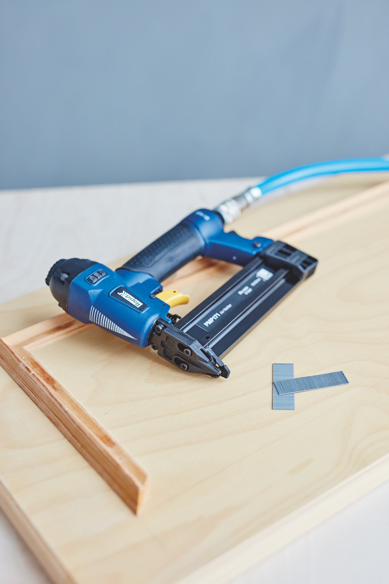 RAPID PMP171, тип 23Р, 15 - 35 мм, пневматический мини нейлер (5001345)