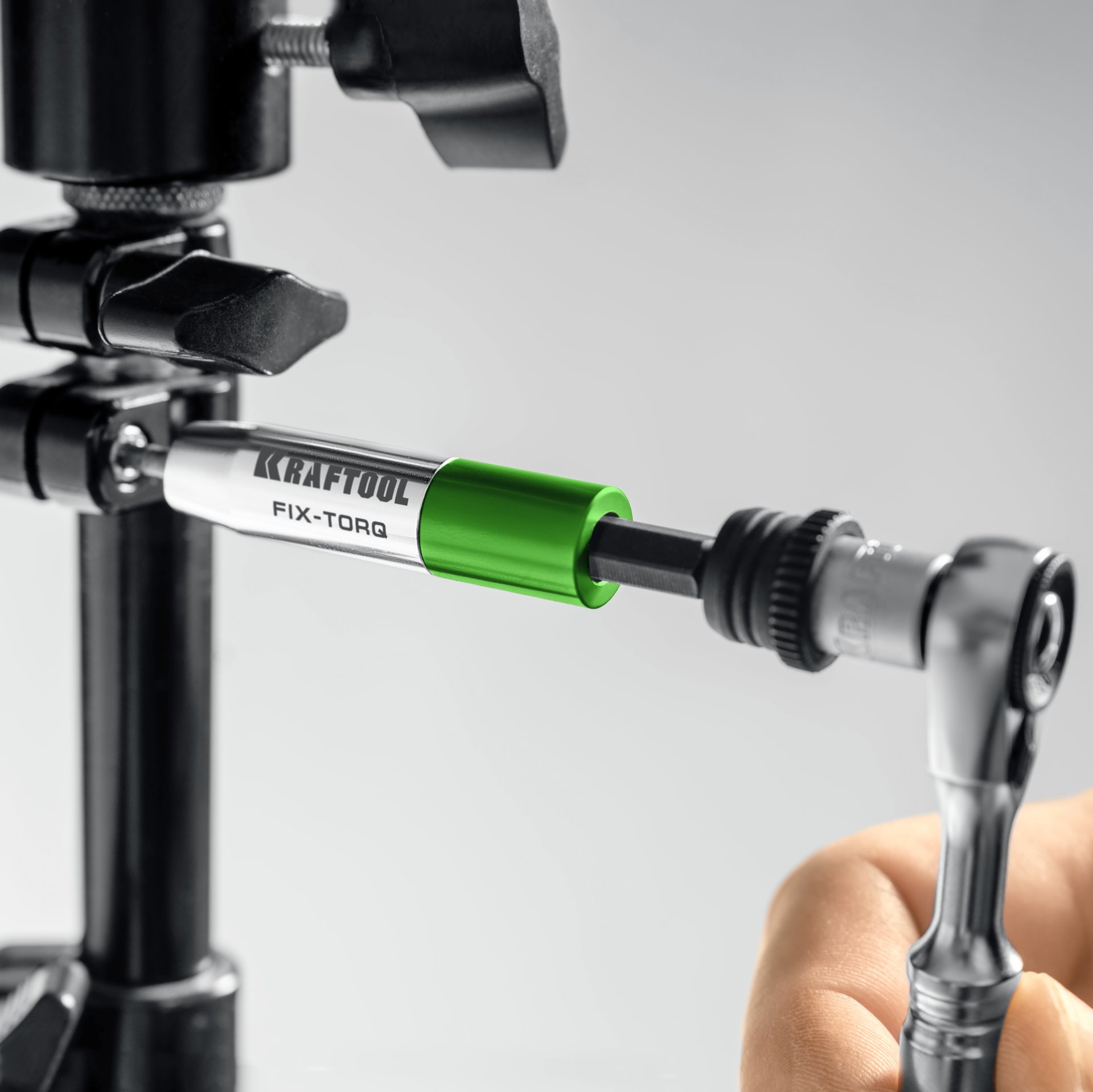 KRAFTOOL FIX-TORQ 3.0 Нм динамометрический адаптер для бит (64035-3.0)