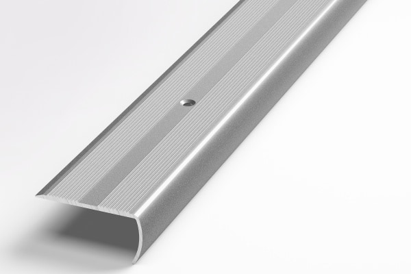 Порог алюминиевый  ПУ-06 40x20x1800 мм, окрашенный в серебро