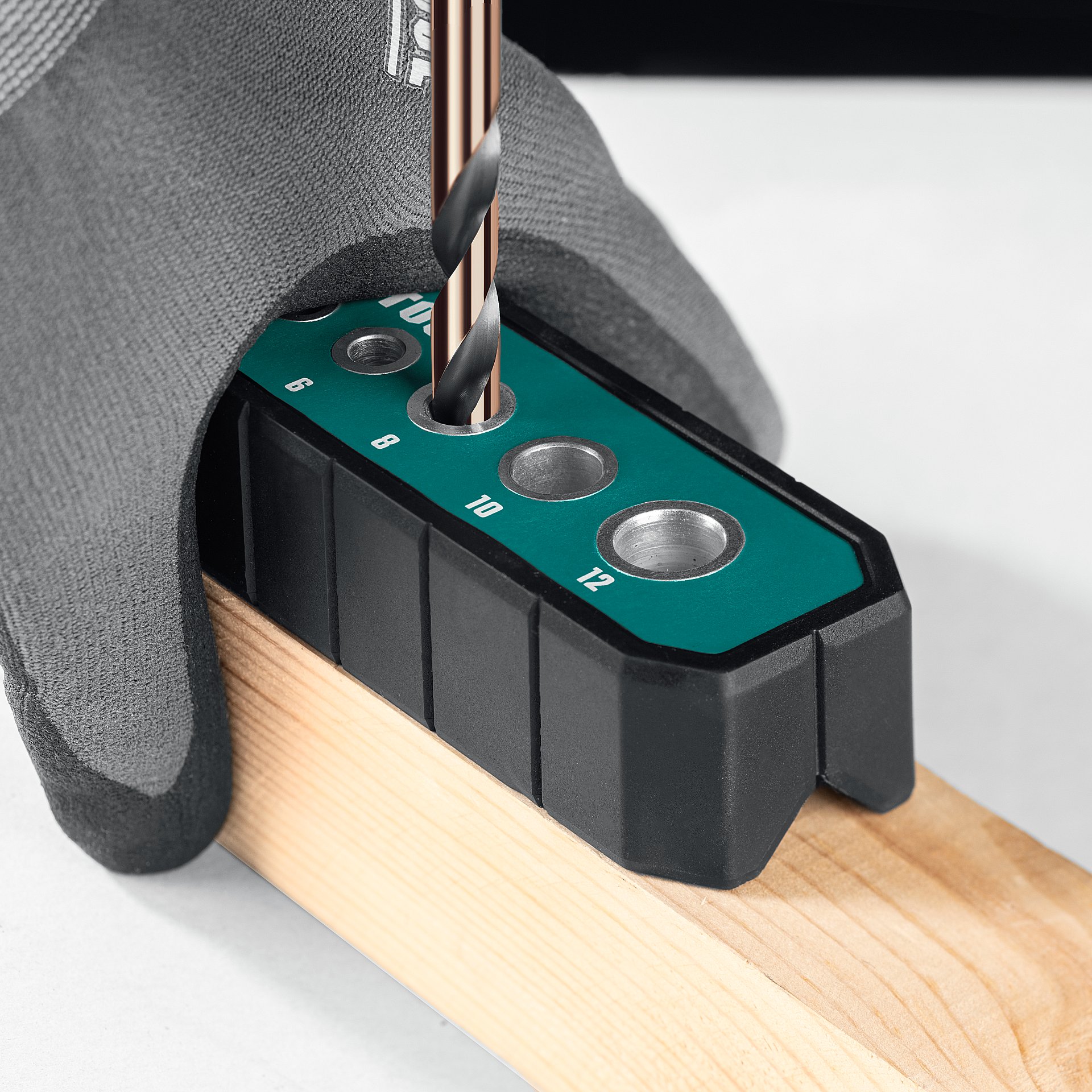 KRAFTOOL Woodsniper 121, 6 отверстий 4 - 12 мм, кондуктор для сверления под углом 45° и 90° (30073)