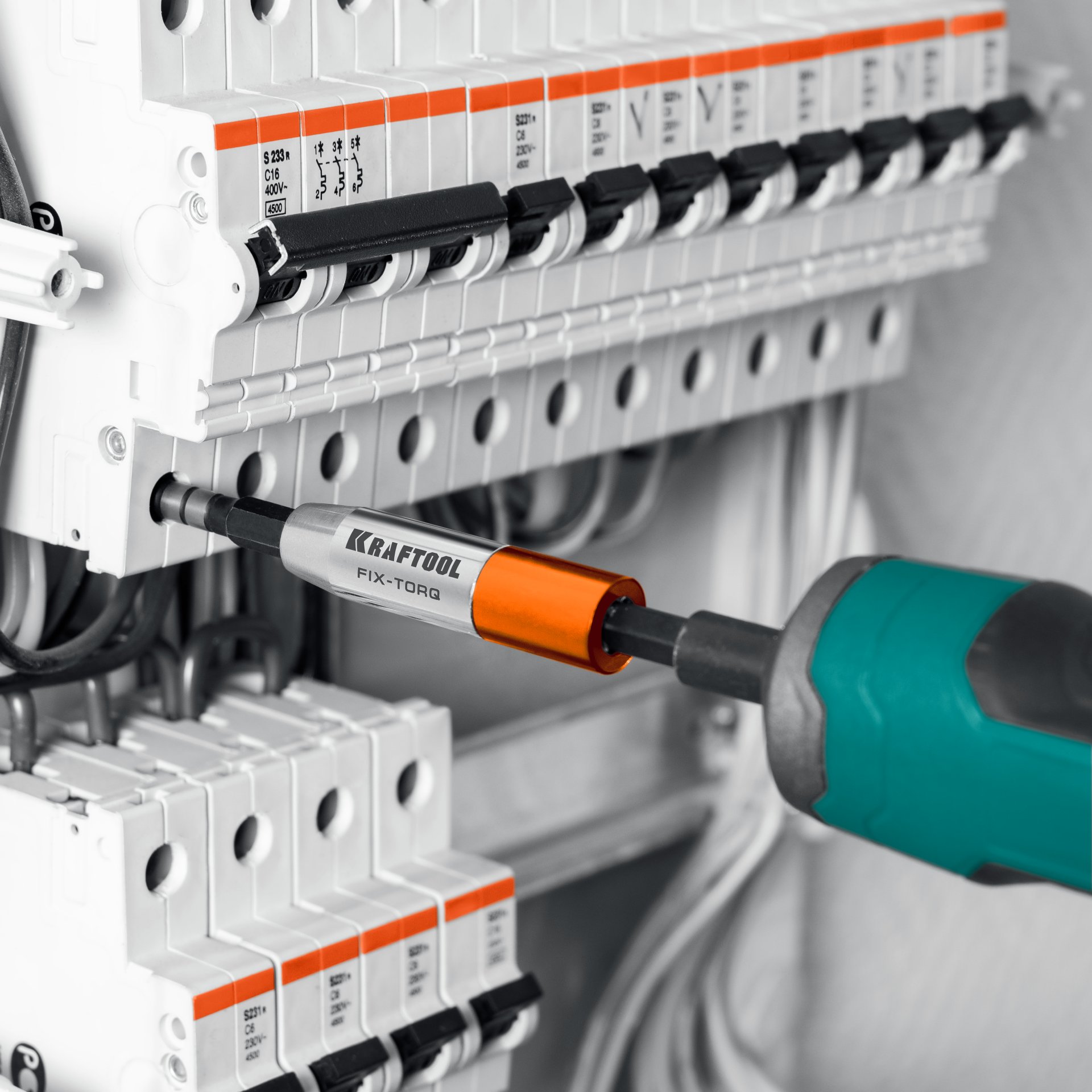 KRAFTOOL FIX-TORQ 1.2 Нм динамометрический адаптер для бит (64035-1.2)