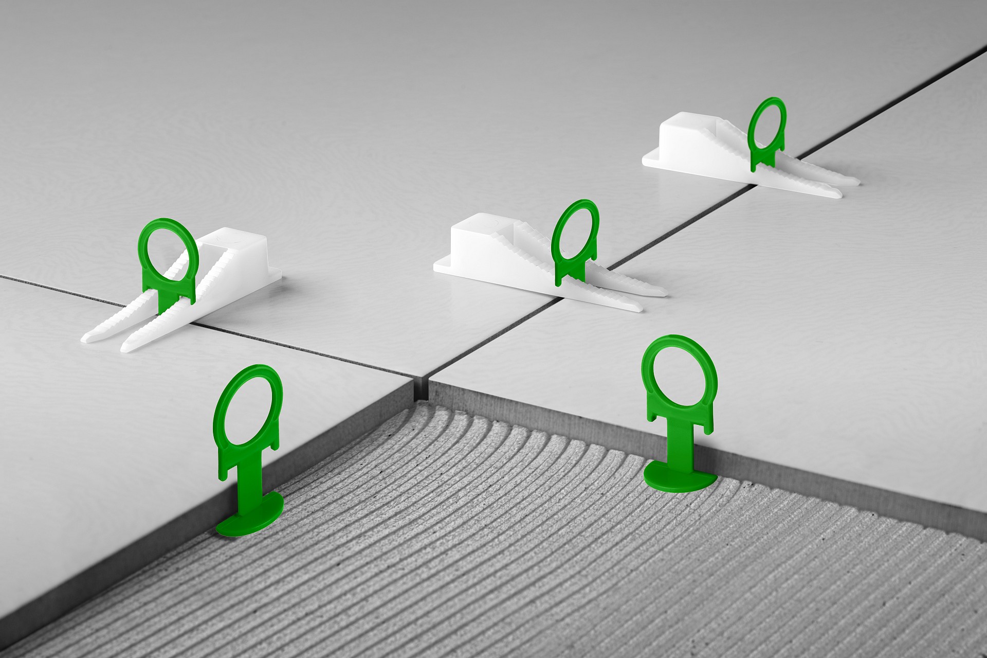 ЗУБР СВП КОЛЬЦО, комплект: 2,0 мм, зажим + клин, 50 + 50 шт, система выравнивания плитки (33832-H50)