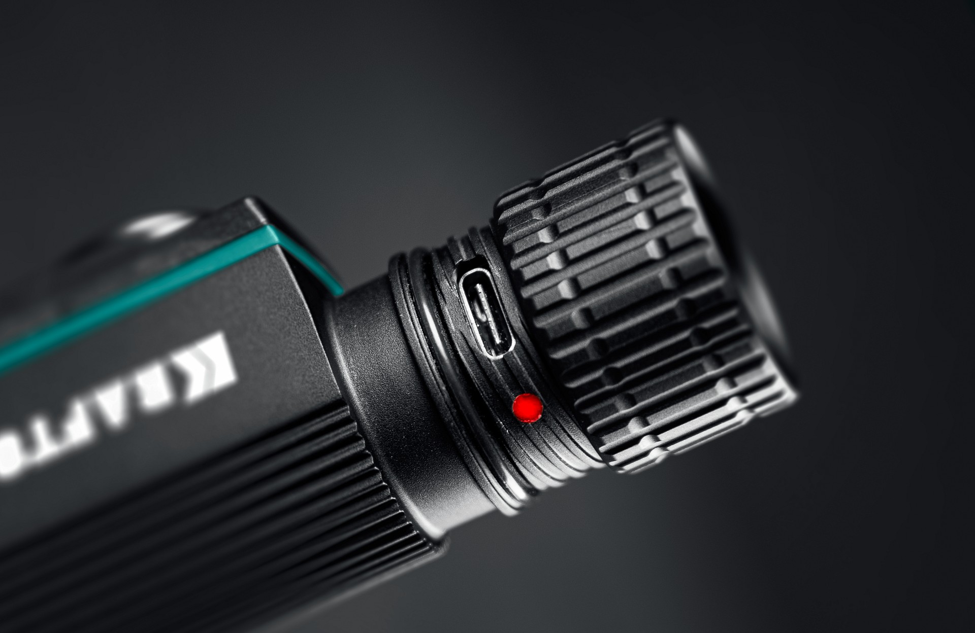 KRAFTOOL KH-7, 1000 лм, 4 режима, 3в1 аккумуляторный налобный/ручной фонарь, 2200мАч (56450)