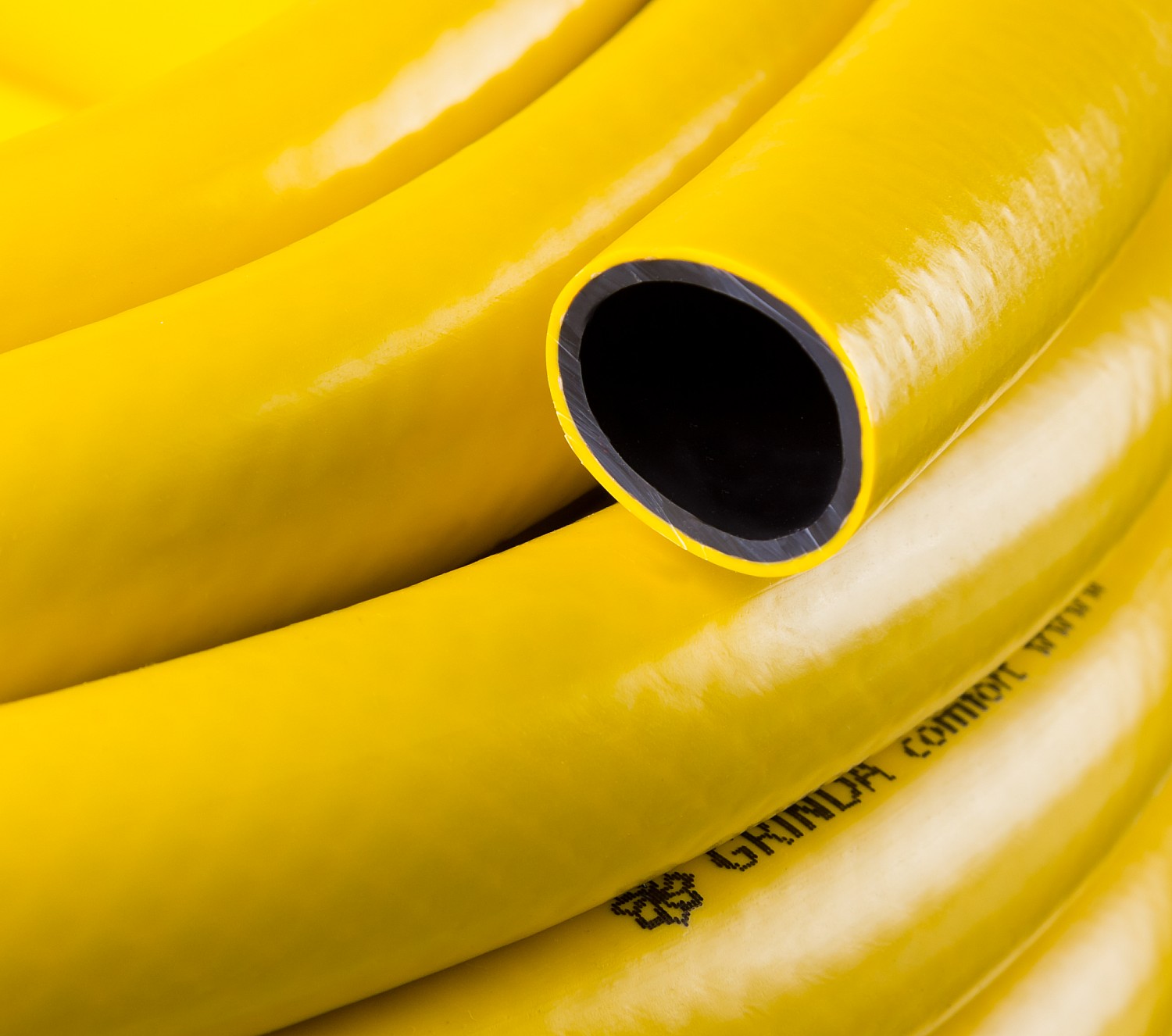 GRINDA Comfort, 1/2″, 30 м, 30 атм, трёхслойный, армированный, поливочный шланг (8-429003-1/2-30)