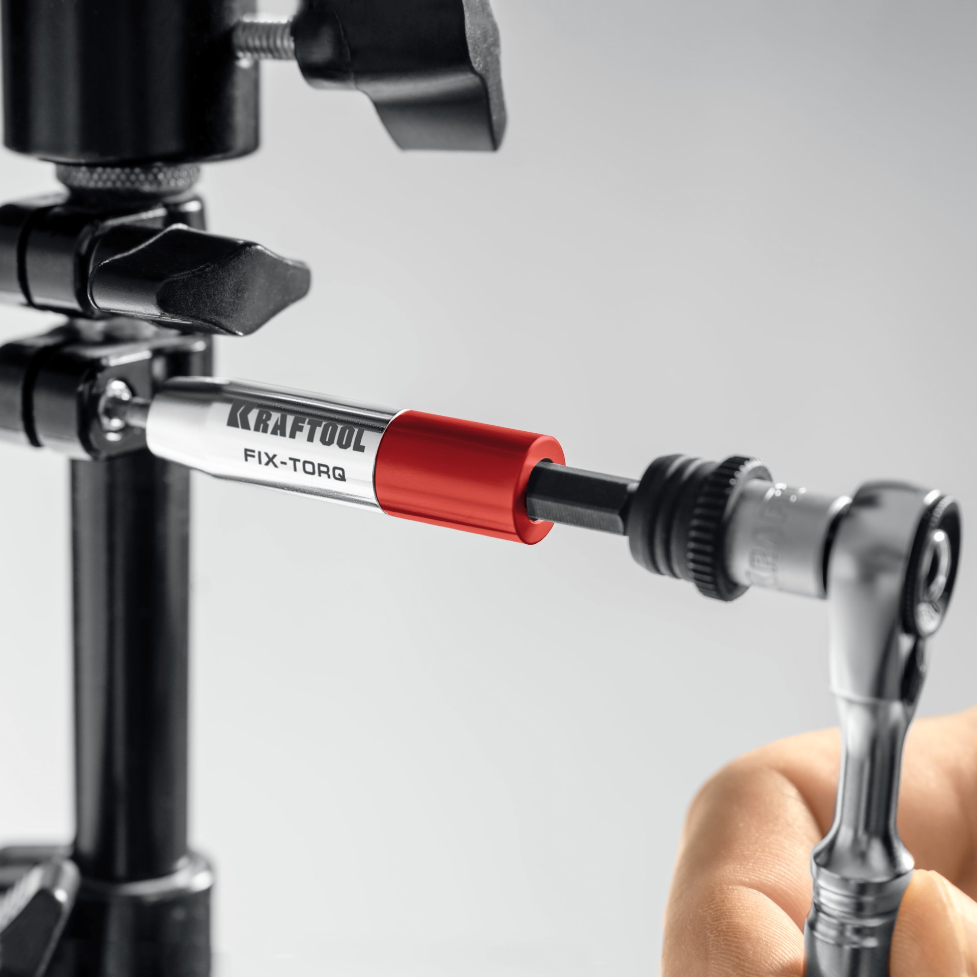 KRAFTOOL FIX-TORQ 4.0 Нм динамометрический адаптер для бит (64035-4.0)