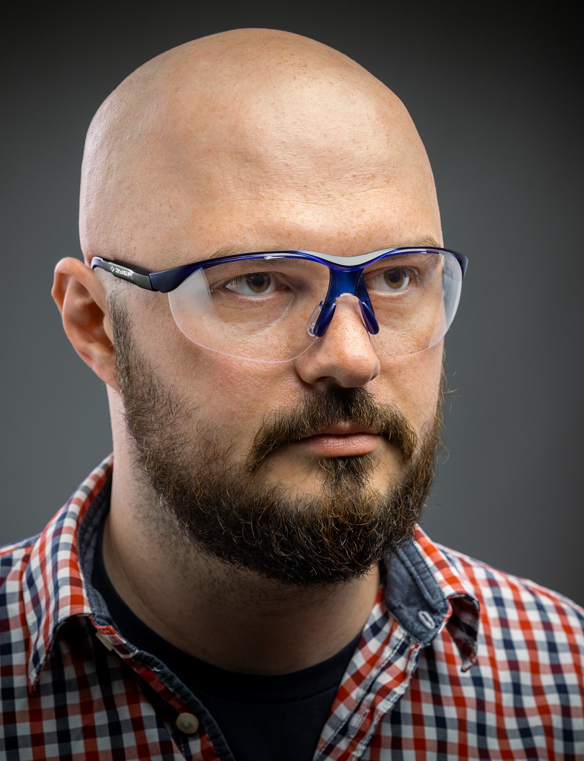 ЗУБР ПРОГРЕСС, открытого типа, прозрачные, стекло устойчивое к царапинам и запотеванию, защитные очки, Профессионал (110320)