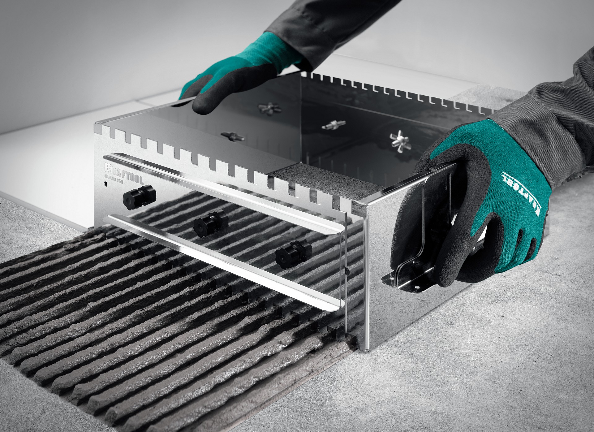 KRAFTOOL BUNKER-4 зуб 8, 10, 12 мм, полукруг 10х20 мм, нерж. сталь, Раздвижная гребенка для плитки (08081)