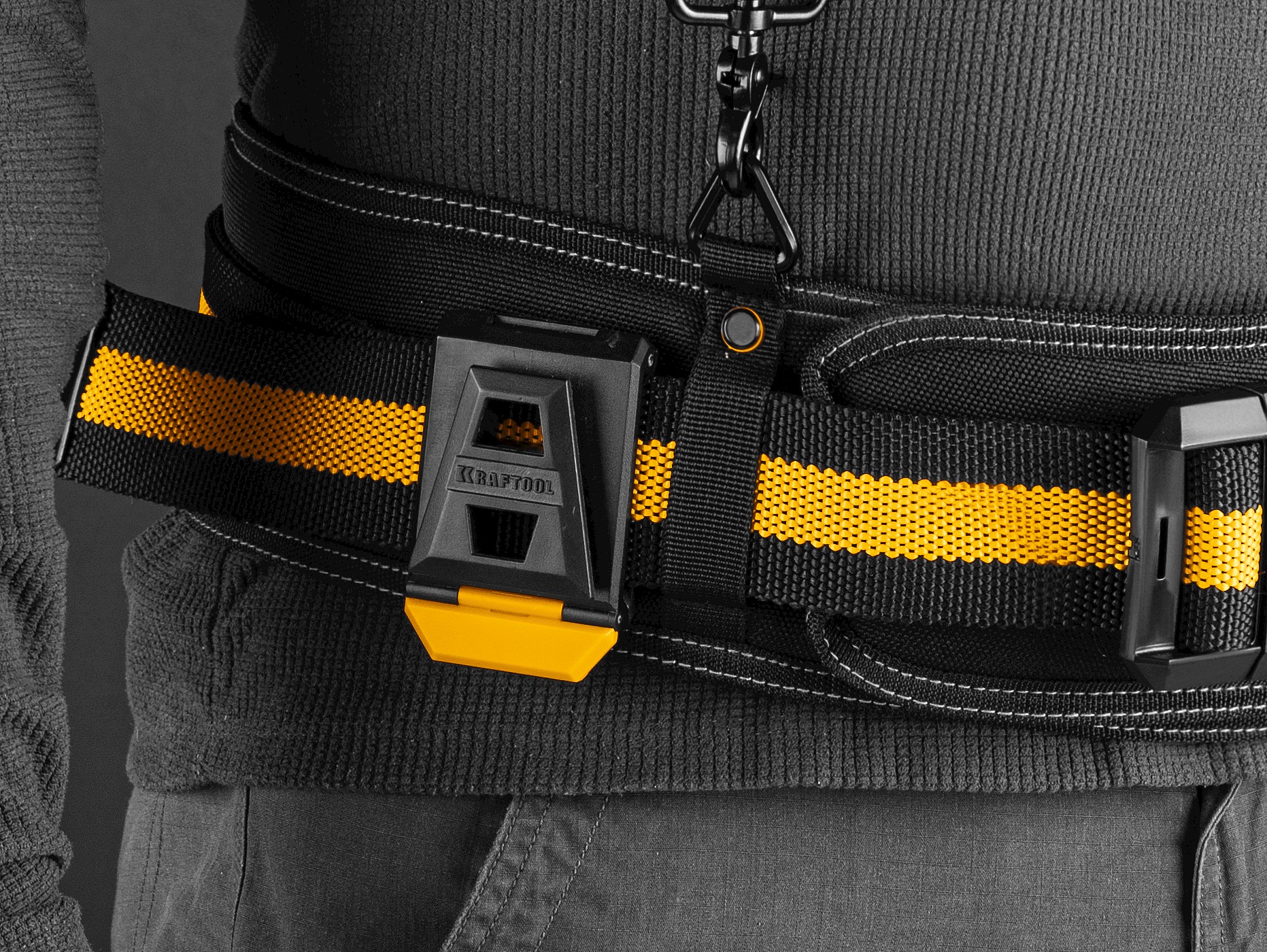 KRAFTOOL KBS-3 пояс монтажника, в комплекте: пояс монтажника, большая сумка, малая сумка (38762)